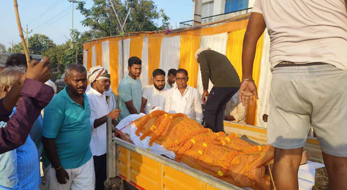 Вот эта коварная личность лежит