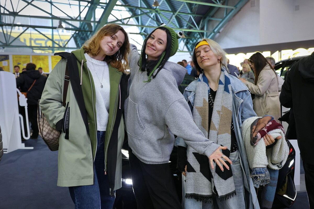 Листайте вправо, чтобы увидеть больше изображений