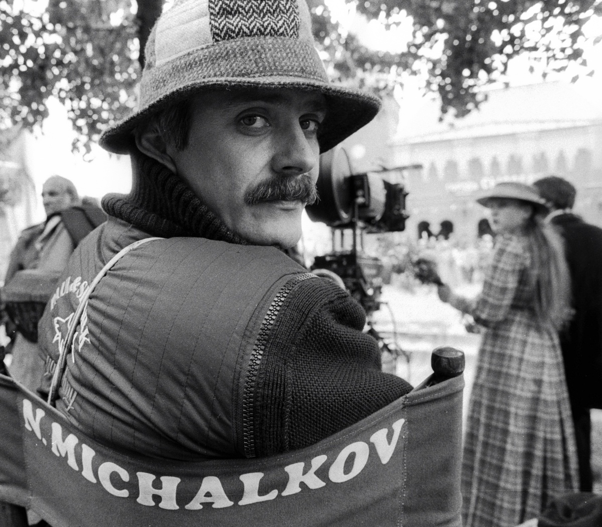    Никита Михалков на съемках советско-итальянского художественного фильма "Очи Черные" по мотивам произведений Антона Чехова. 1986 / Виталий Арутюнов / РИА Новости