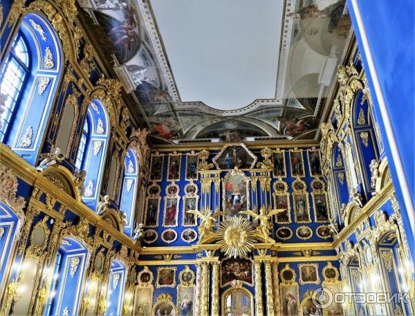 Образа святых работы Ивана Аргунова в церкви Воскресения Христова в Екатерининском дворце Царского Села.