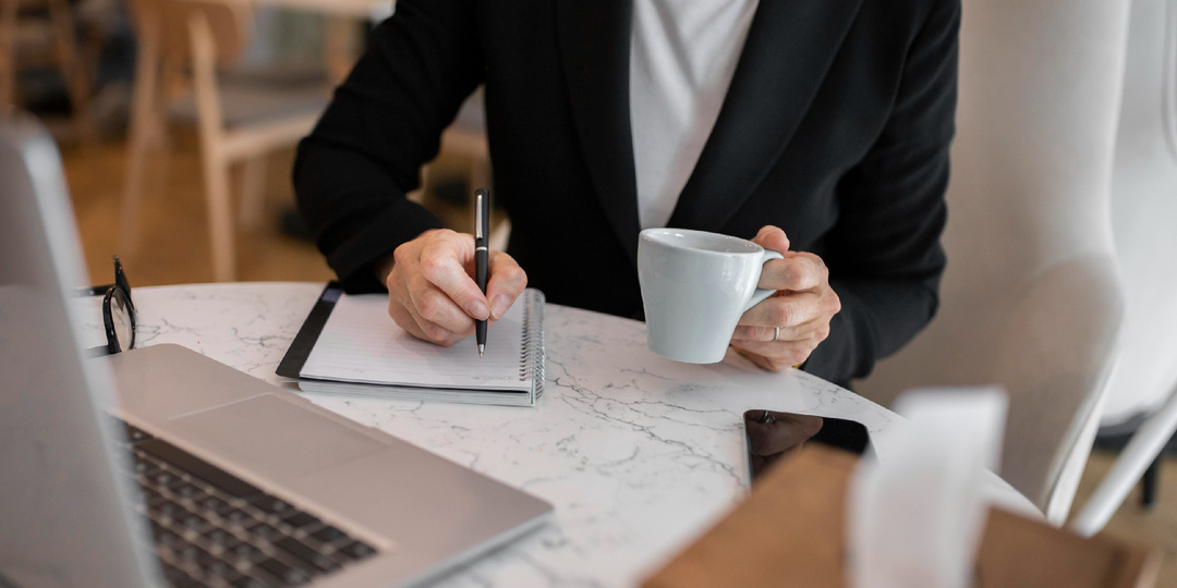 Работать нельзя увольняться