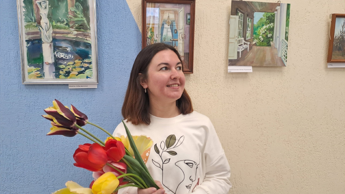 Елена Архипова на своей Перовой выставке в Обнинской библиотеке. 