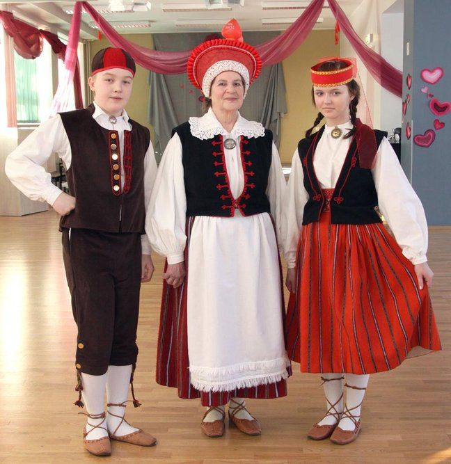 Эстонский национальный костюм