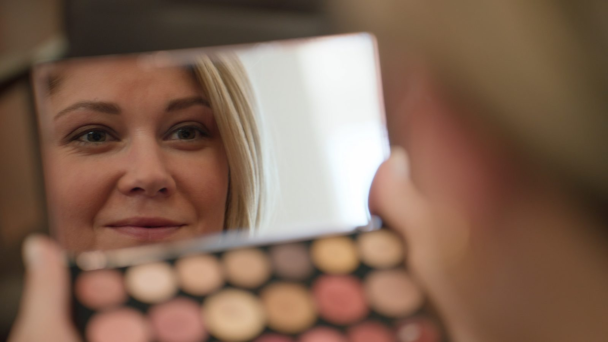 Кадр из сериала "Идеальная жена" (2025)