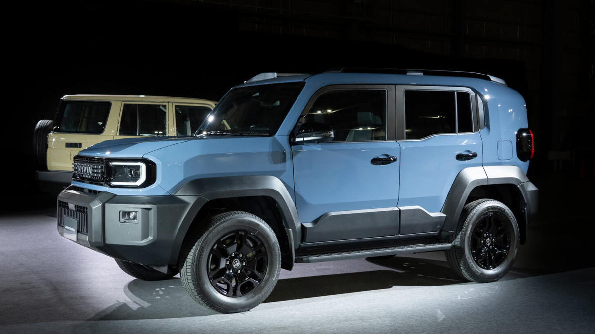    Toyota Land Cruiser FJ. Фото Toyota