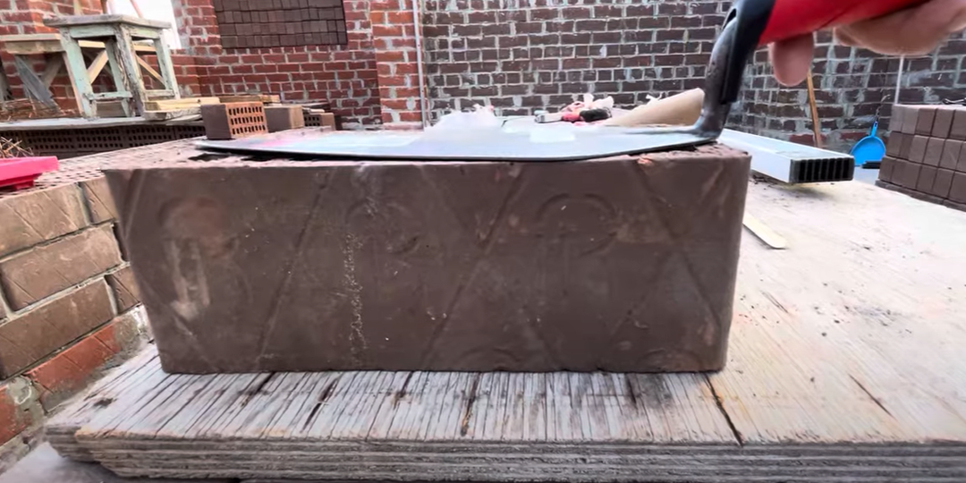 Теплоизоляция и шумоизоляция с помощью кирпича: Мифы и реальность