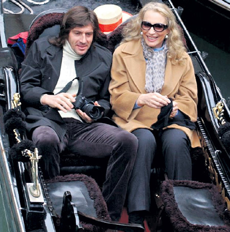 Михаил Кравченко и принцесса Майкл Кентская во время отдыха в Венеции