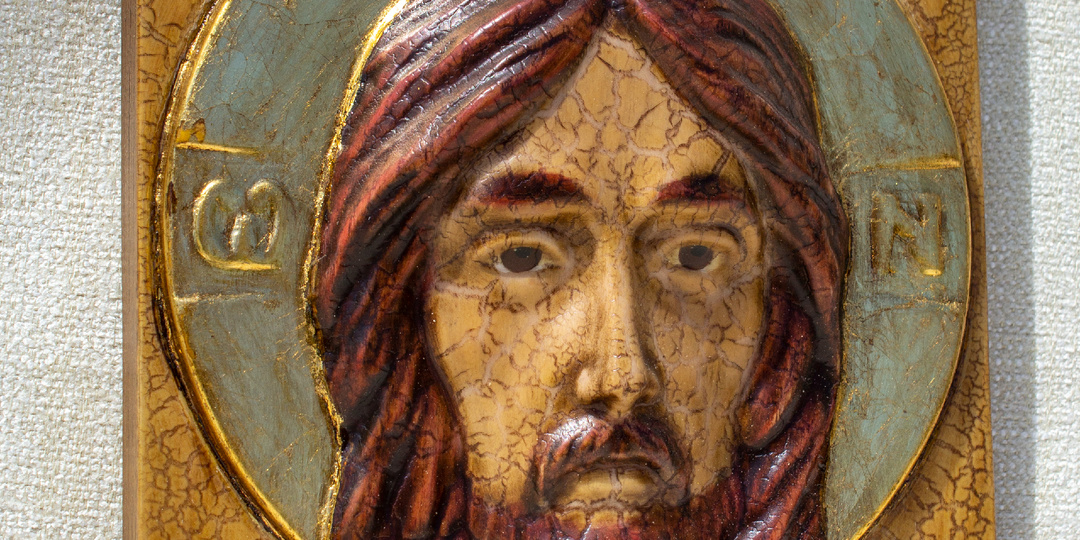 Чудо из дерева: деревянная икона «Спас Нерукотворный»