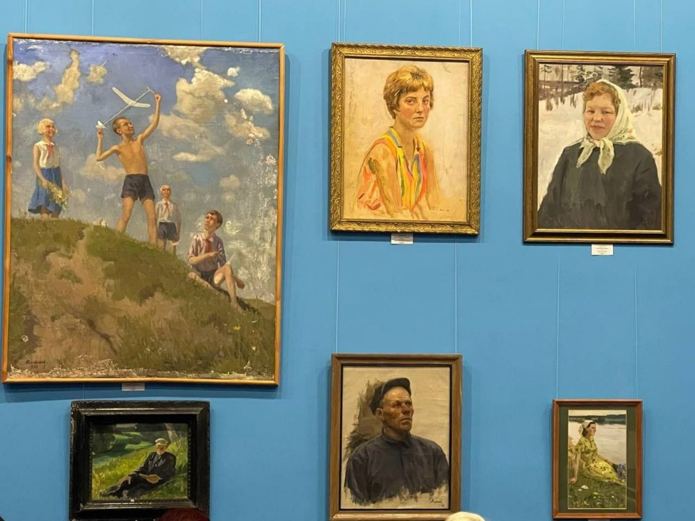 Листайте вправо, чтобы увидеть больше изображений