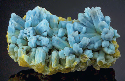 Плюмбогуммит, минерал