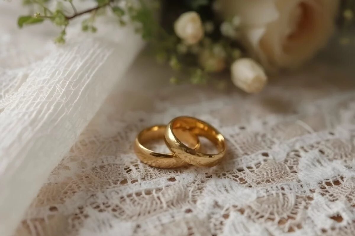    В Казани на каждый развод приходится по четыре новых брака