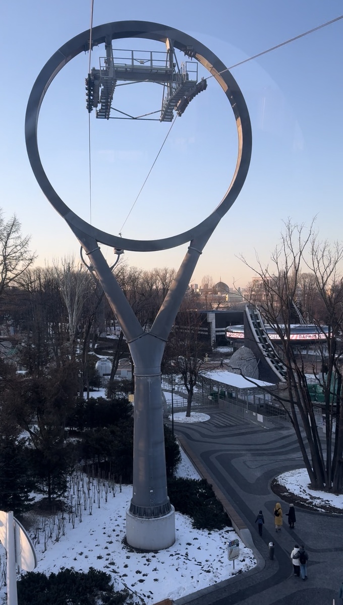Канатная дорога на ВДНХ. Фото автора статьи. 