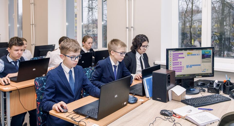    Лобненский лицей переехал в обновленное здание / Медиасток.рф