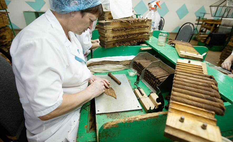 Какие 5 российских табачных фабрик не продались США и до сих пор делают натуральную продукцию