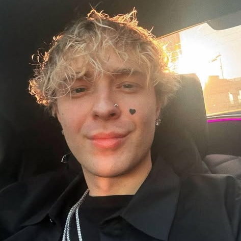     Егору Криду присвоили звание заслуженного артиста республики Башкортостан