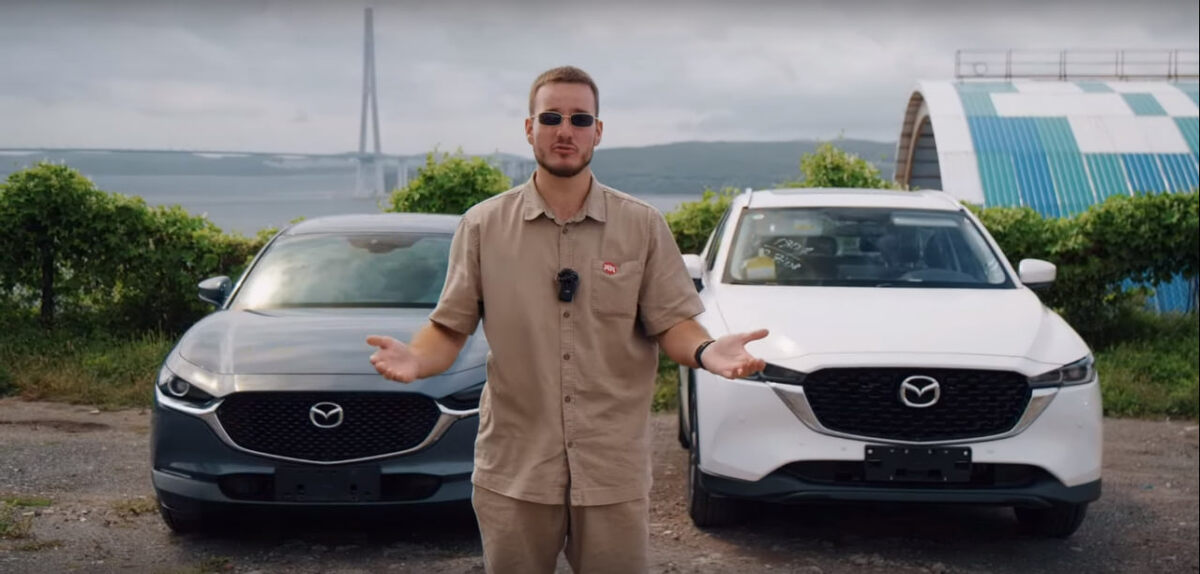 Mazda CX-30 и Mazda CX-5. Источник: скриншот из VKвидео канала «Япония Транзит»