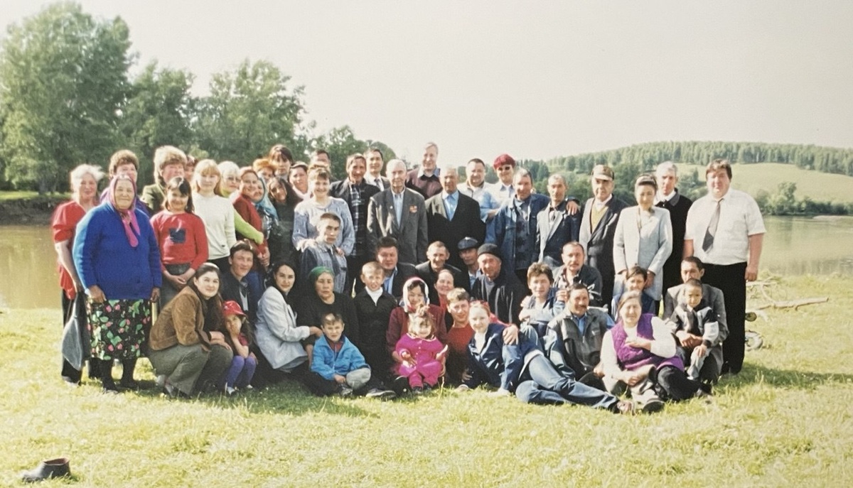 Большая семья Гузаировых