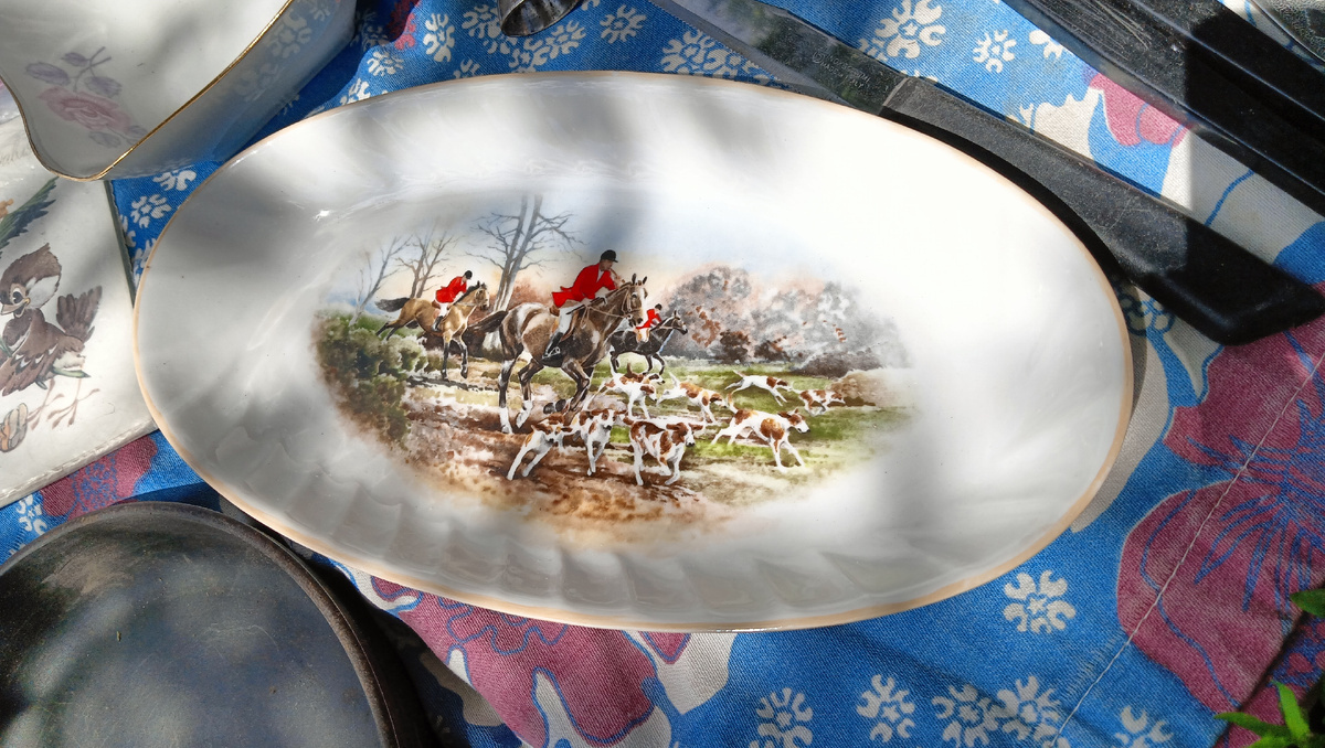 Селедочница с барахолки. Фото автора 