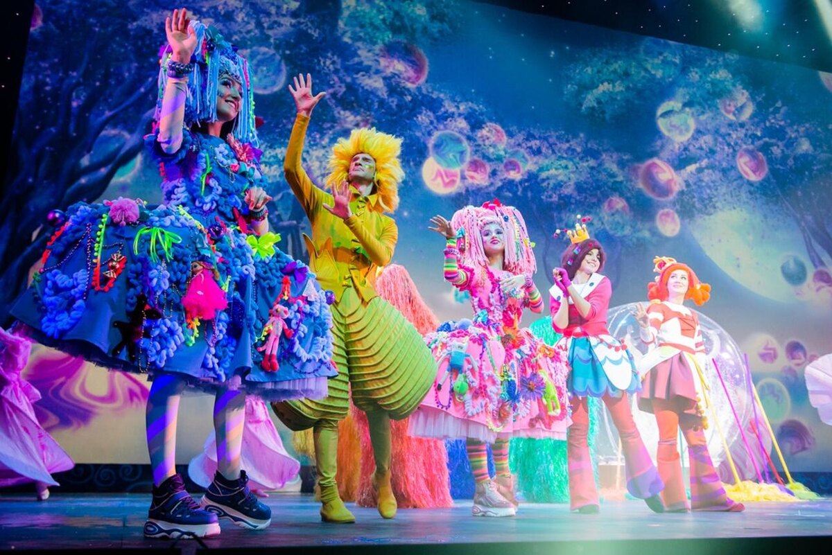    Новогоднее шоу Предоставлено Пресс-службой