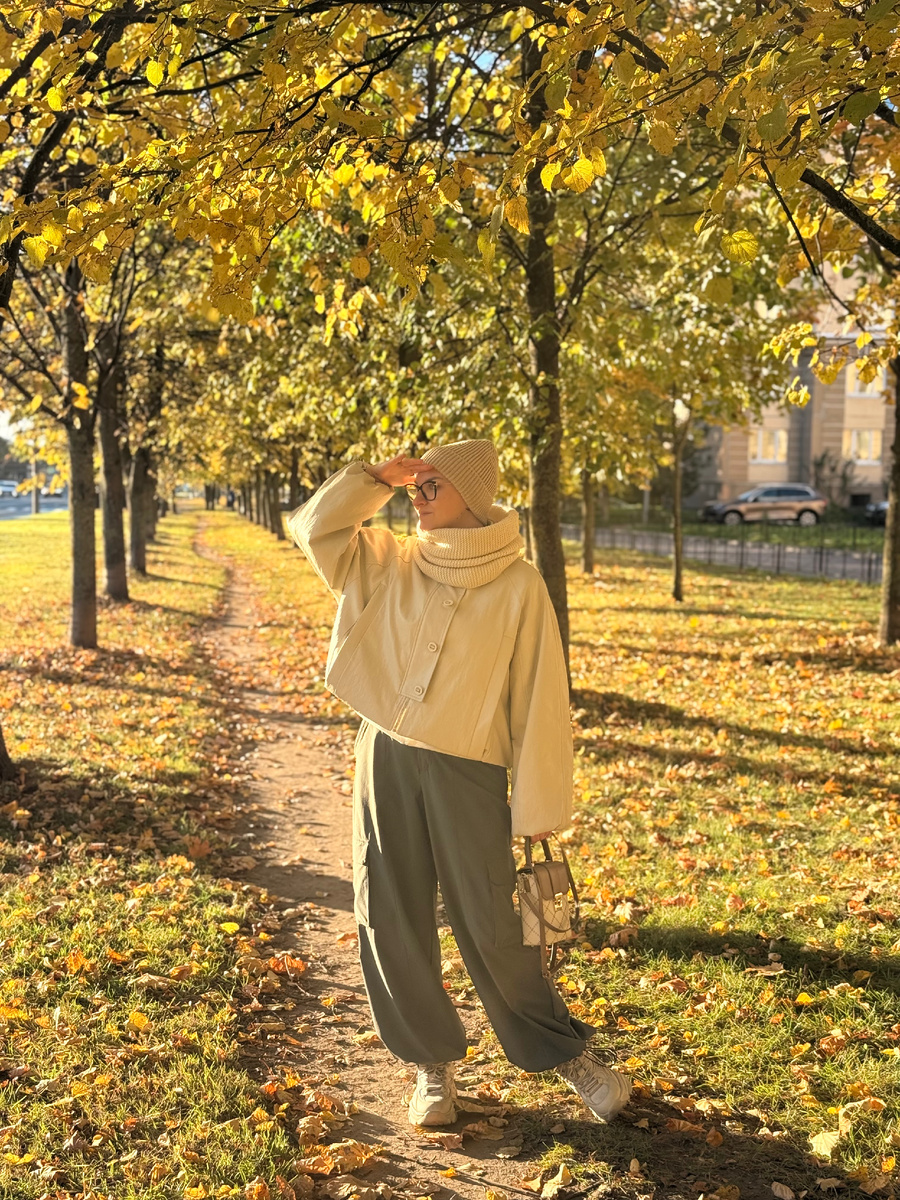 Короткий привет от автора канала и этой статьи – Исаковой Юлии, фитнес-тренера, специалиста по коррекции осанки и работе с болью в спине. Продолжаем: