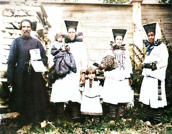 https://www.culture.ru/s/narody-rossii/#rec703584679