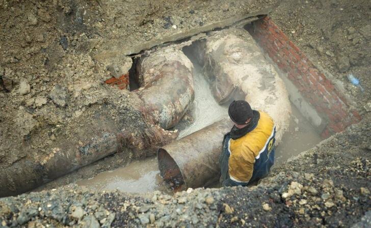    тг Е. Маслов