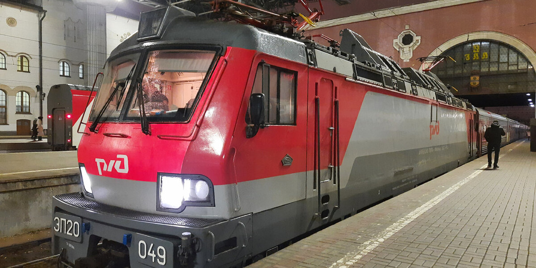 Как дешево купить билеты на поезд «Премиум»