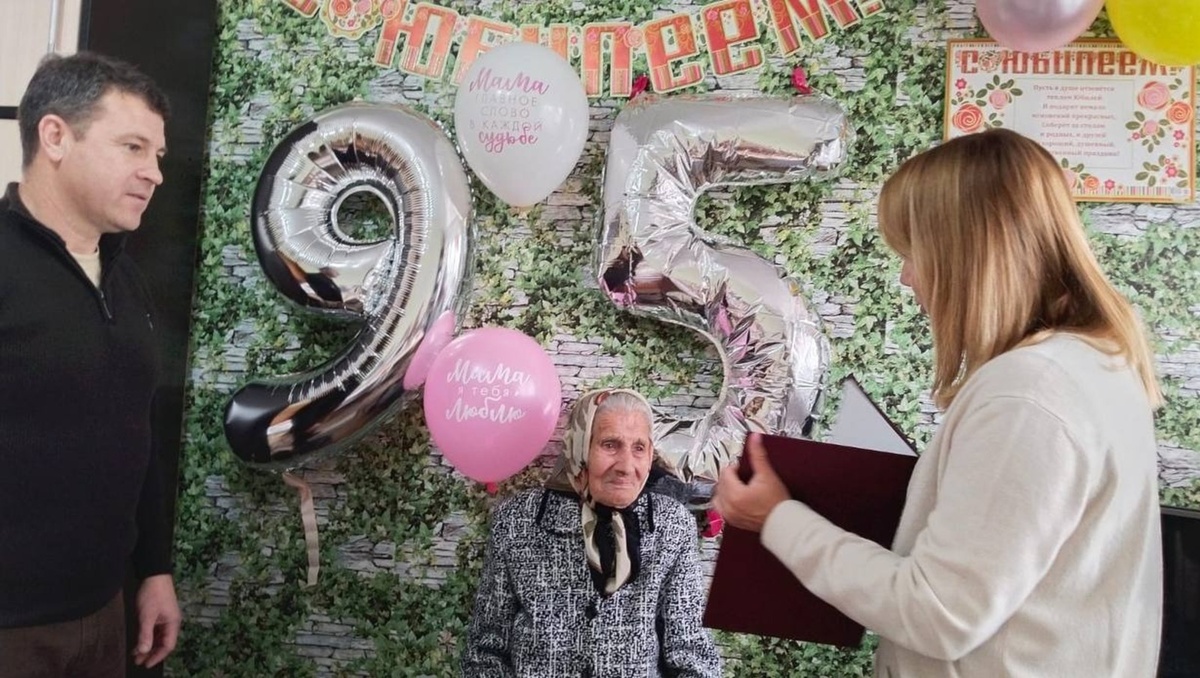 ФОТО СО СТРАНИЦЫ АННЫ КАРАБАНОВОЙ ВКОНТАКТЕ