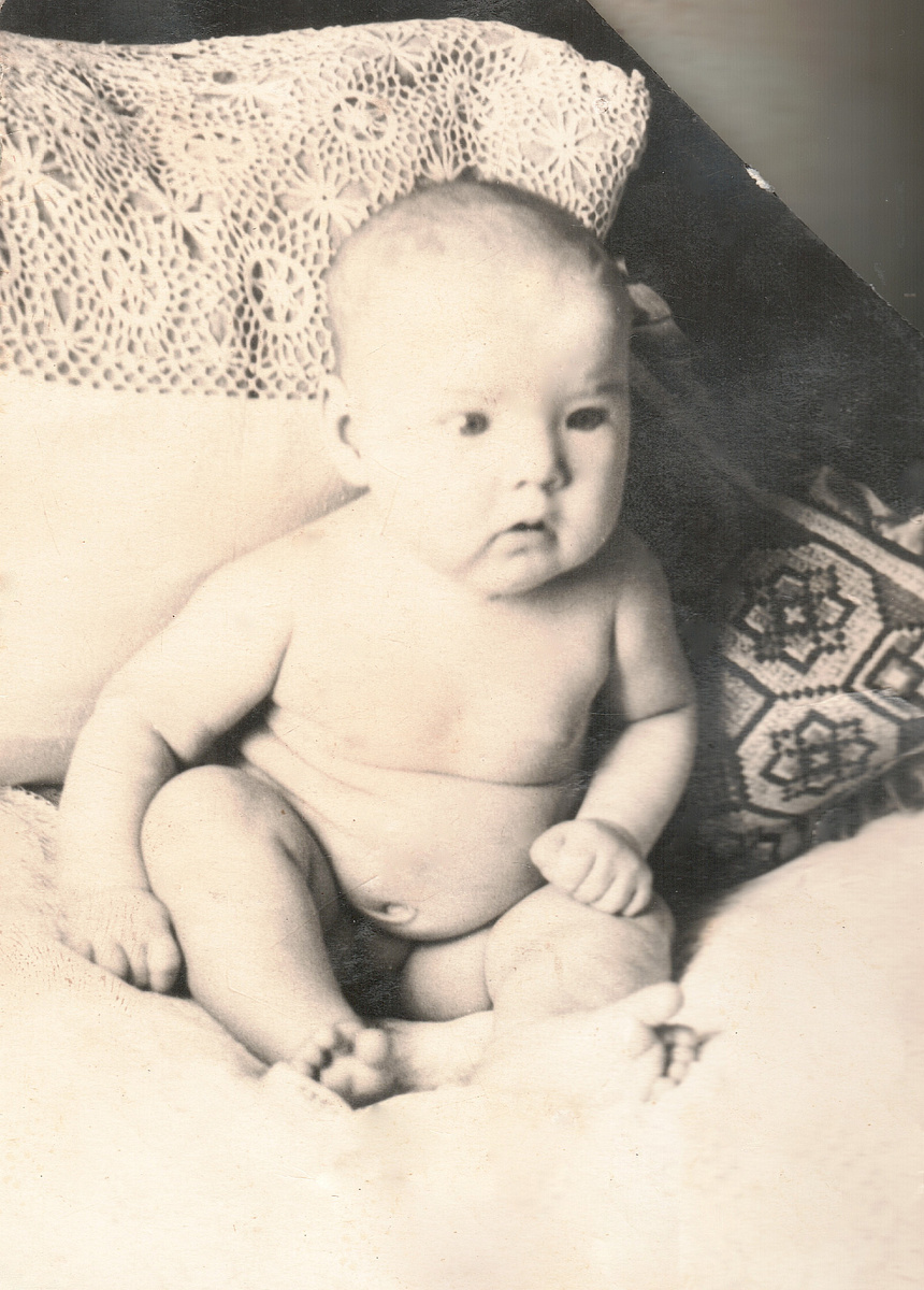 Наде около 6 месяцев