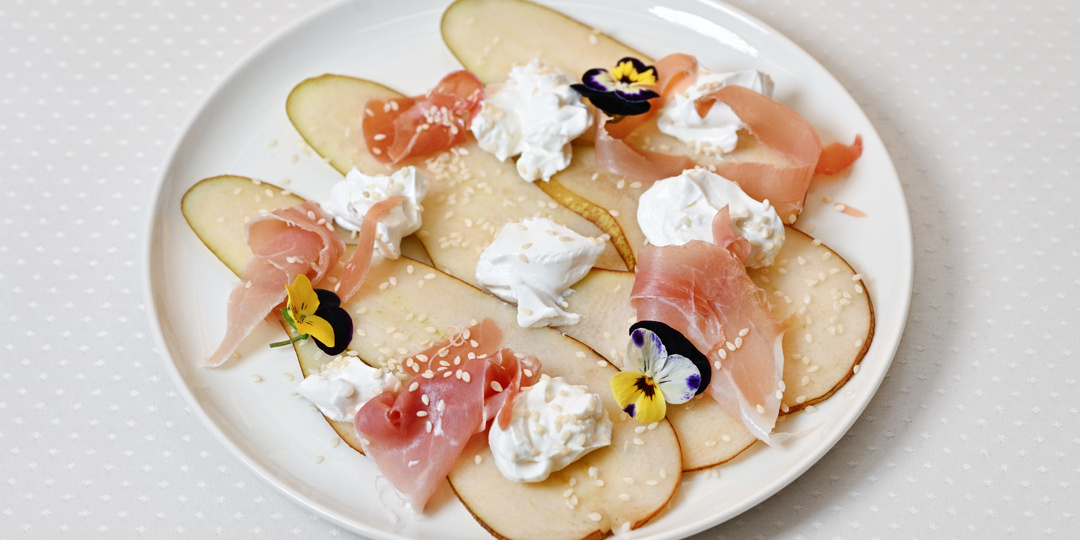 Чем кормят в поезде «Гранд Экспресс»