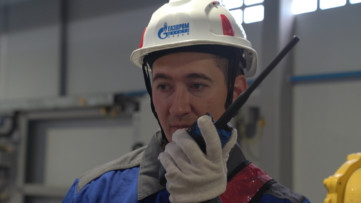 Коллега на обходе объектов третьего промысла Бованенково