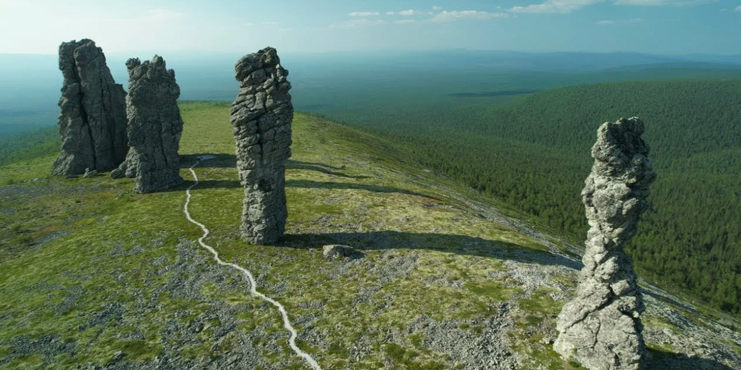 Скрытые от чужих глаз жемчужины России: 10 красивейших мест, куда очень сложно добраться