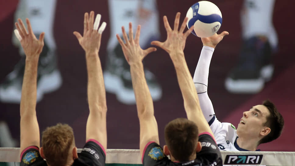 Фото: Юрий Стрелец / Коммерсантъ