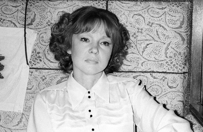 Кадр из фильма "Пять вечеров". Режиссер Никита Михалков, сценаристы Александр Адабашьян, Никита Михалков, композитор Юлий Ким (скриншот)