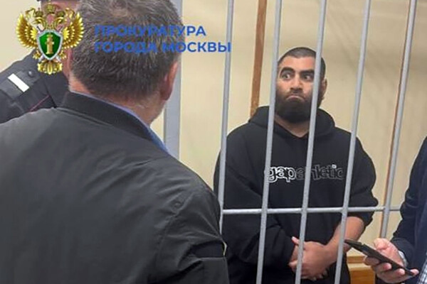 Блогер Арсен Маркарян во время избрания ему меры пресечения в Таганском суде Москвы, 25 августа 2025 года / Пресс-служба прокуратуры Москвы/РИА Новости 