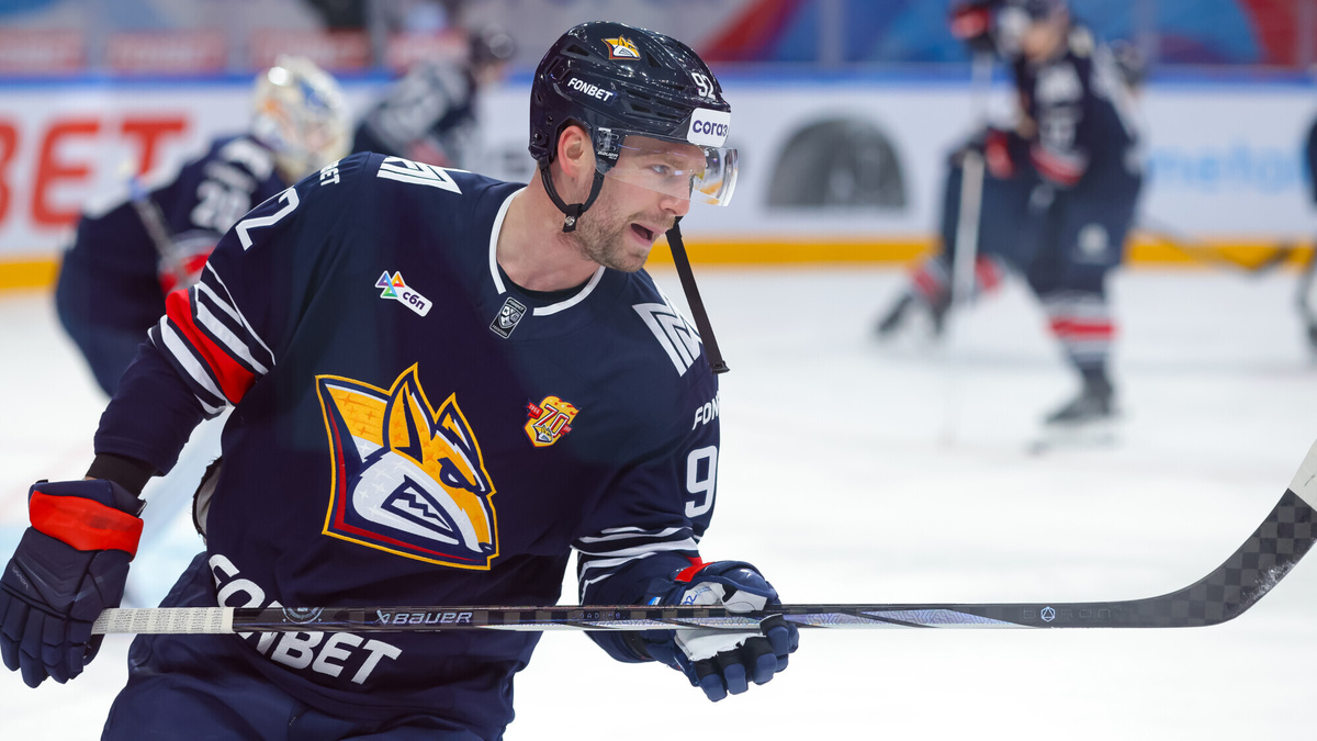    Евгений Кузнецов дебютировал за "Металлург". Фото: пресс-служба КХЛ