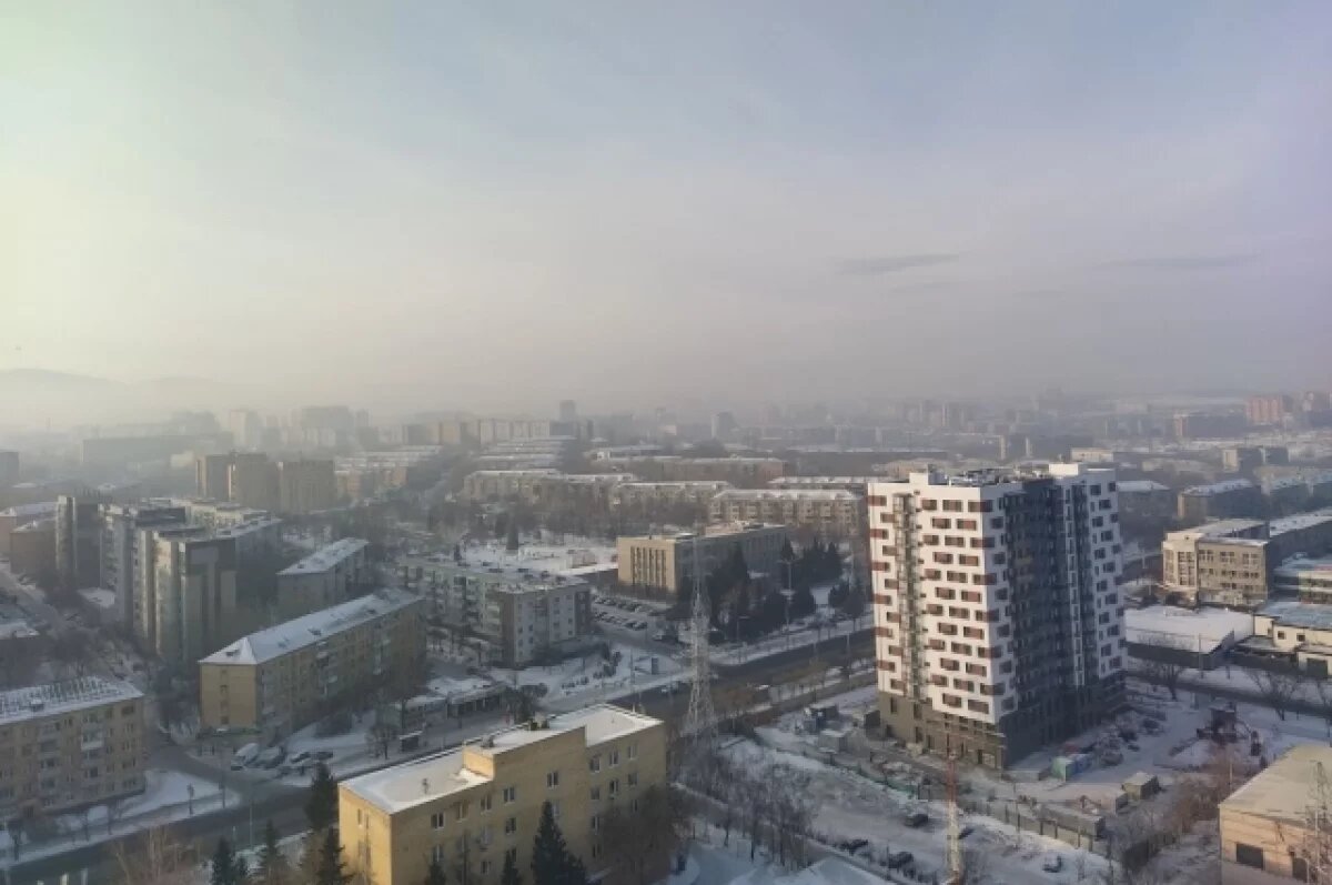    Омичам рекомендовали не открывать окна из-за ухудшения воздуха