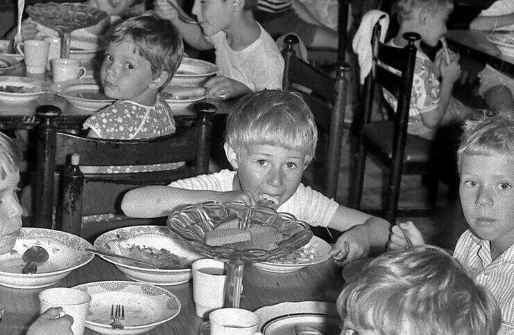 Как в детском саду... 