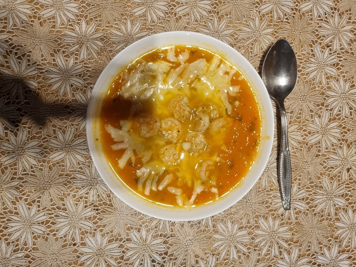    Ученые назвали самый вредный суп: в России его готовят практически в каждой семье