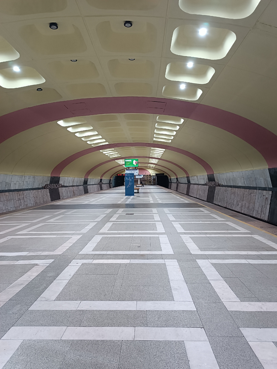 Около 18 часов