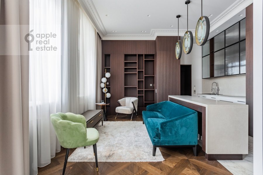 Фото из архива Apple Real Estate