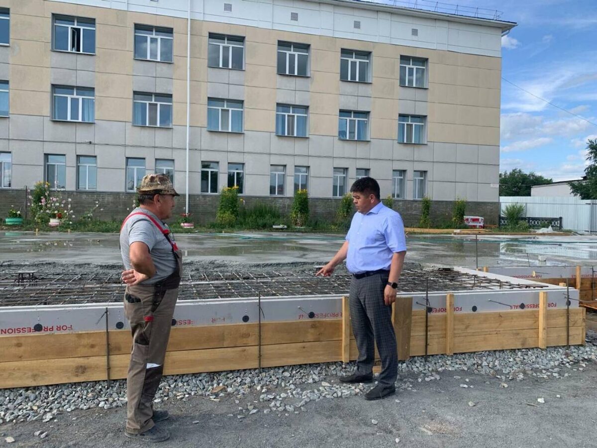    В Хайбуллинском районе строится новая женская консультация