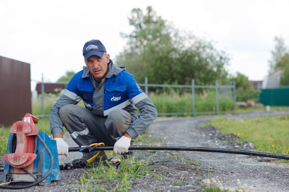Сварка полиэтиленовой трубы. Фото: Gasfoto.ru