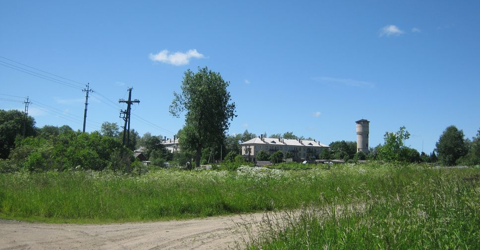 п. Озёрное (близ д. Гостилицы). На фото дом 12, в котором проживал Сергей Васильев