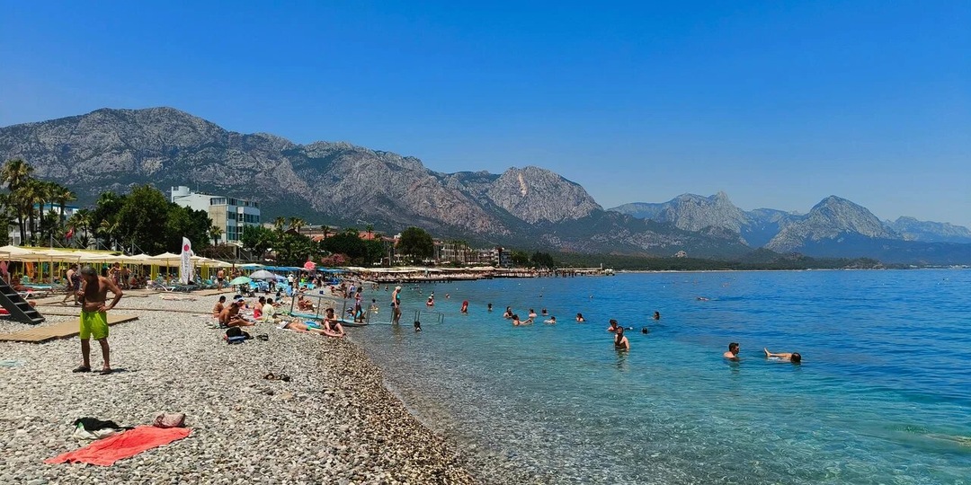 Бархатный сезон в Кемере: когда ехать и чем заняться на турецком курорте?