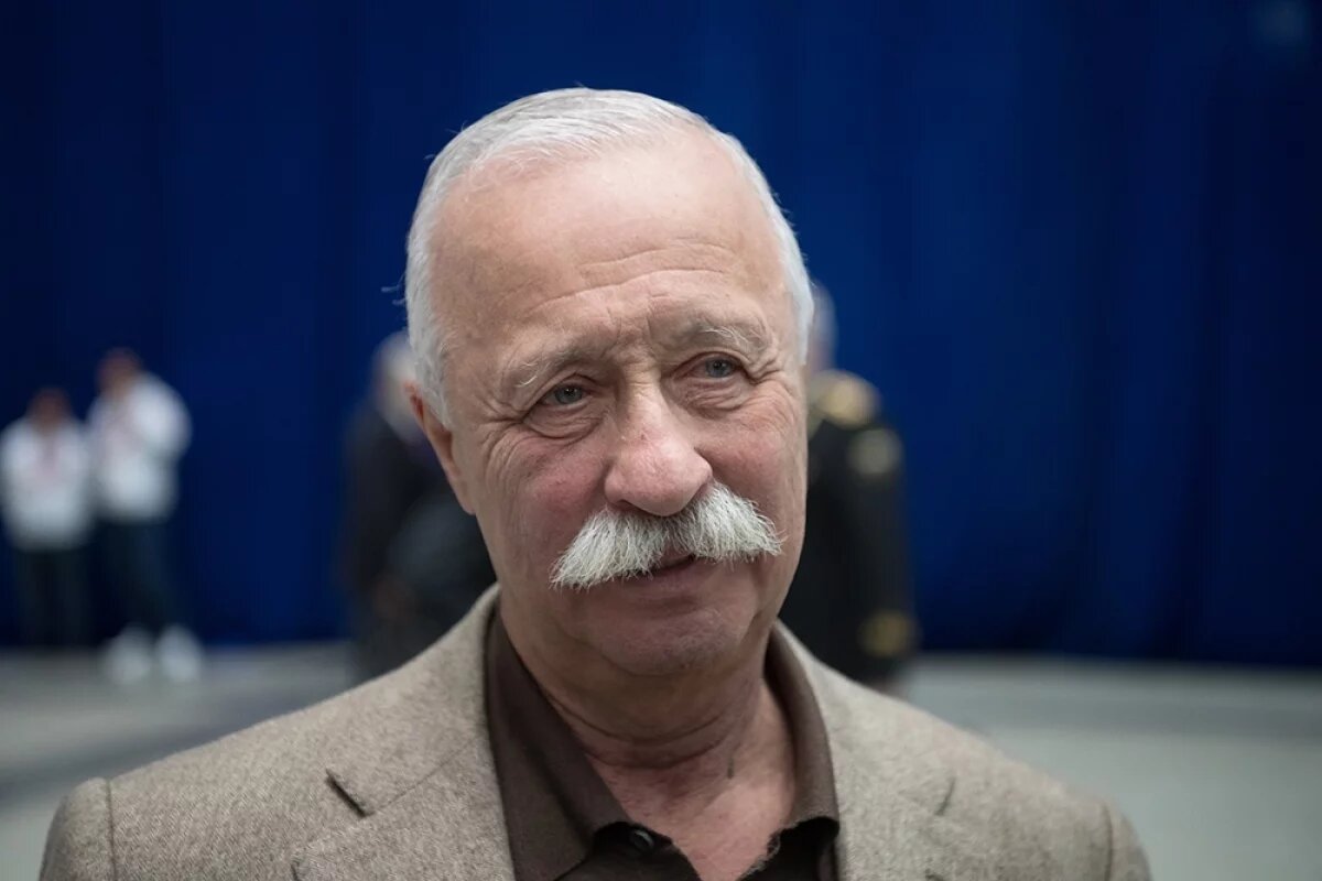    Актер и телеведущий Леонид Якубович рассказал, что ему мешает в этом спектакле шлейф ведущего «Поле чудес».