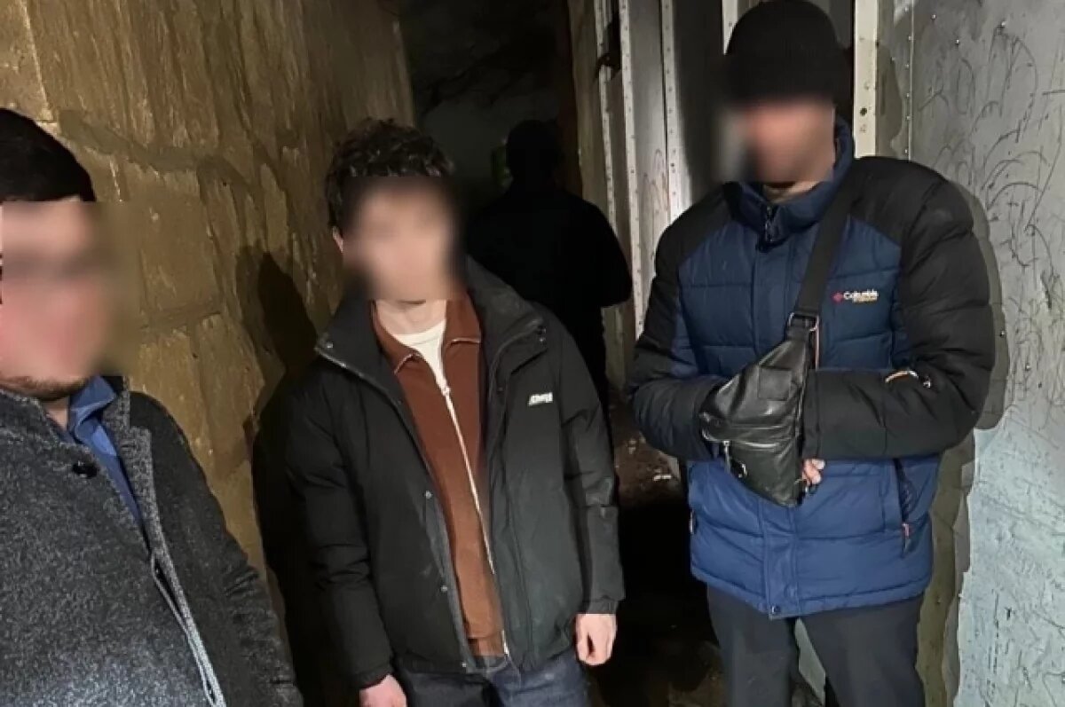    В Избербаше подростки получили условные сроки на попытку продать пистолет