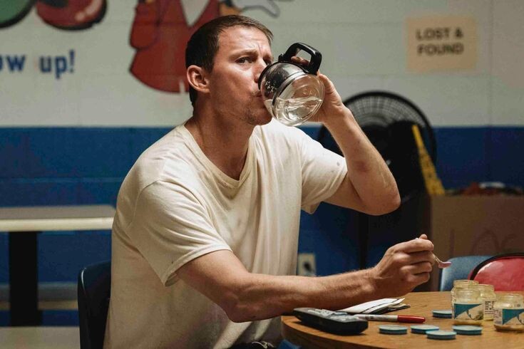 Кадр из фильма "Грабитель с крыши", режиссер Дерек Сиенфрэнс, 2025 год