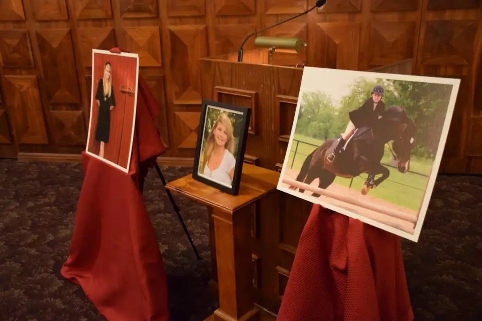    Причиной смерти девушки стали осложнения, вызванные муковисцидозом. Её тело было оставлено в Mission Park Funeral Chapels North для кремации, откуда и пропало. Источник изображения: mysanantonio.com