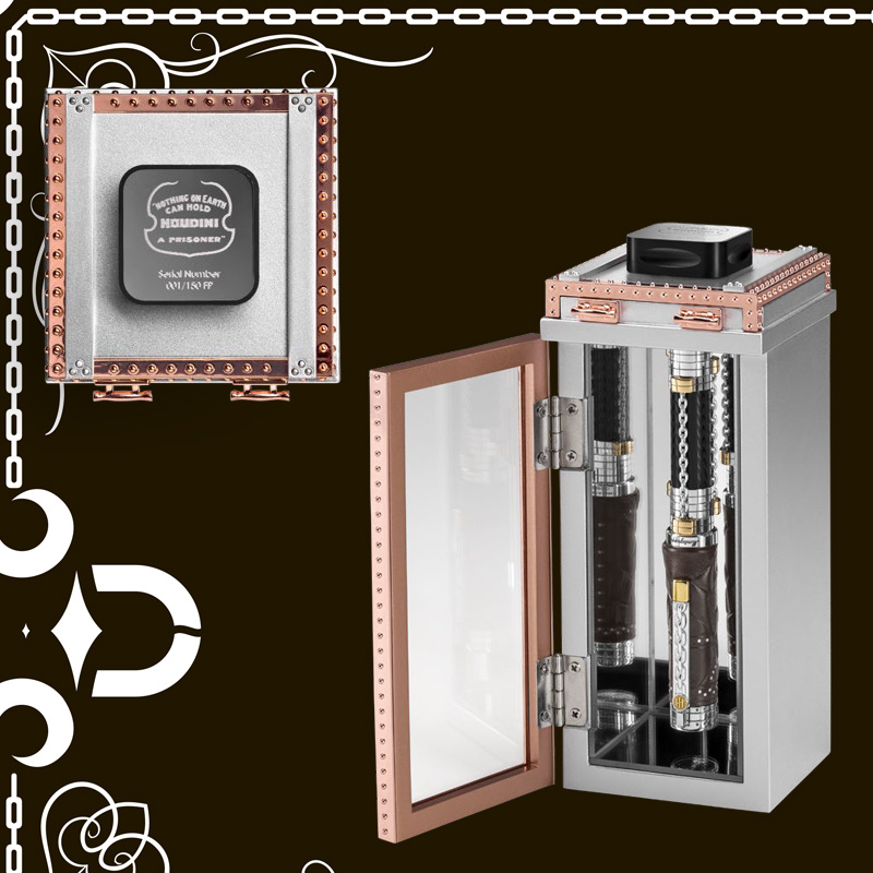 На фото: крепеж с гравировкой в виде серийного номера и надписью «Ничто на Земле не сможет остановить Гудини, заключенного», а также камера, выполненная из смолы и стерлингового серебра